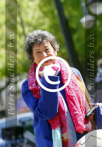 Amsterdam 6 mei 2015  
Heddy Lester op de cornelis schuytstraat