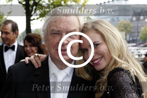 Amsterdam 3 oktober 2010
Premiere Petticoat in Carre. Henk v d Meijden met zijn dochter Elisa v d Meijden
Peter Smulders bv