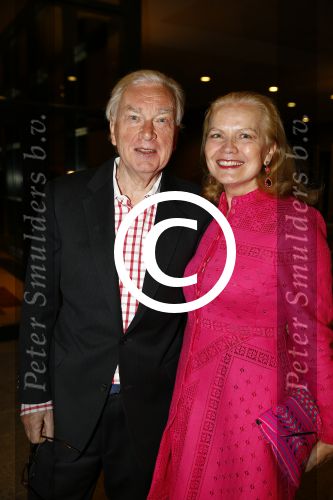Amsterdam 17 maart 2014
40 jaar Sheila de Vries in het okura hotel. Henk v d Meijden met vrouw Monica  v d Meijden