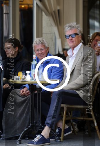 Amsterdam 26 mei 2015  
Jan des Bouvrie op terras in Amsterdam zuid