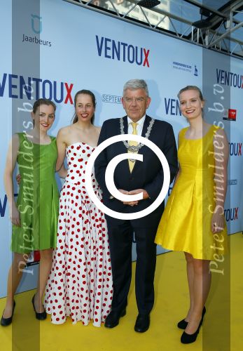 Utrecht 12 mei 2015
Premiere Ventoux in het Beatrix theater. Burgemeester Jan v Zanen
