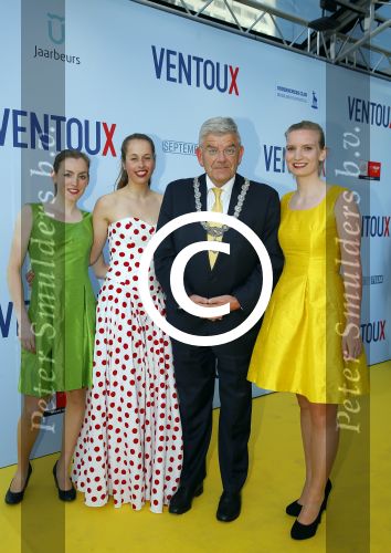 Utrecht 12 mei 2015
Premiere Ventoux in het Beatrix theater. Burgemeester Jan v Zanen