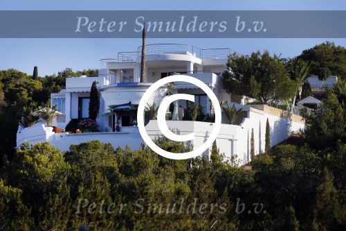 ibiza 5 juni 2015 
Dit huis is van of huurt Jeroen Kool op ibiza.