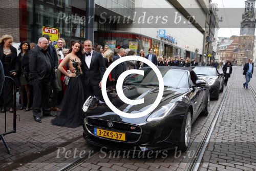 Amsterdam 18 mei 2015
Premiere de surprise van Mike v Diem met in de hoofdrollen Georgina Verbaan en Jeroen v Koningsbrugge. De premiere was in Tuschinski.