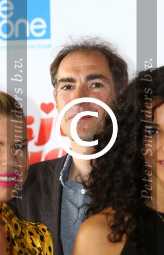 Amsterdam, 15 Mei 2015
Presentatie Cast nieuste speelfilm van Johan Nijenhuis, Rokjesdag
REGISSEUR Johan Nijenhuis