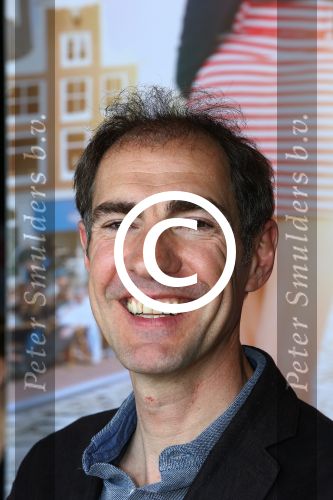 Amsterdam, 15 Mei 2015
Presentatie Cast nieuste speelfilm van Johan Nijenhuis, Rokjesdag
REGISSEUR Johan Nijenhuis