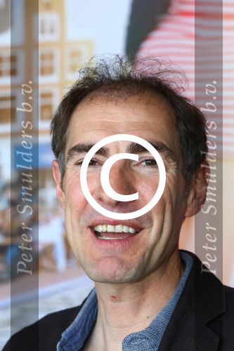 Amsterdam, 15 Mei 2015
Presentatie Cast nieuste speelfilm van Johan Nijenhuis, Rokjesdag
REGISSEUR Johan Nijenhuis
