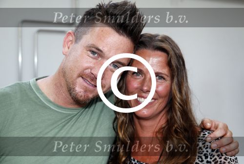 Amsterdam 8 juni 2015
Boekpresentatie Boek Danielle Oonk van t Schip in Yogacentrum Amsterdam. Danielle met broer  Johnny de Mol