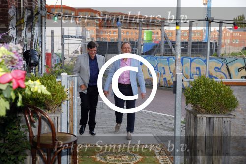 Amsterdam 11 mei 2015 
Jon v Eerd en zijn partner Ton vieren hun 30 jarig huwelijk met een feest met vele collega\'s
