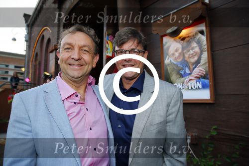 Amsterdam 11 mei 2015 
Jon v Eerd en zijn partner Ton vieren hun 30 jarig huwelijk met een feest met vele collega\'s