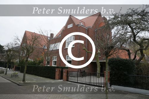 Amsterdam 15 maart 2015 3n 25 mei 2015
Huis Jorica Coppen en Ebe v Riesen in Amsterdam zuid.