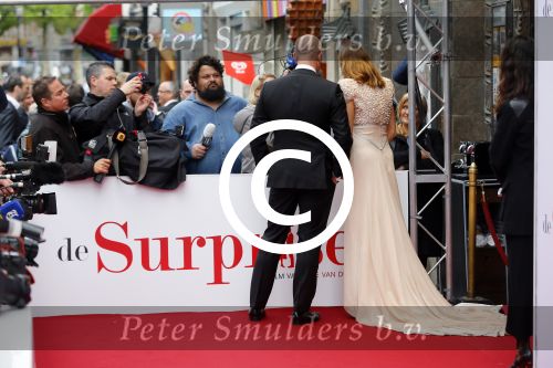 Amsterdam 18 mei 2015
Premiere de surprise van Mike v Diem met in de hoofdrollen Georgina Verbaan en Jeroen v Koningsbrugge. De premiere was in Tuschinski.