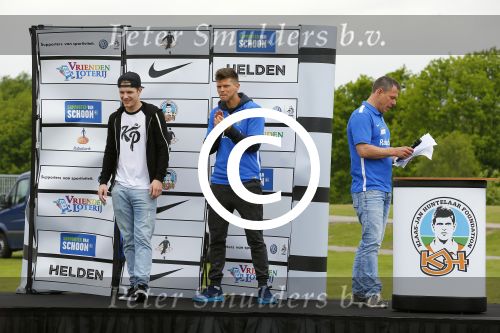 Arnhem 31 mei 2015
Voetbalclinic Klaas jan Huntelaar foundation op Papendal. Ook Enzo Knol en zijn vriendin Dee v d Zeeuw waren ook aanwezig.
