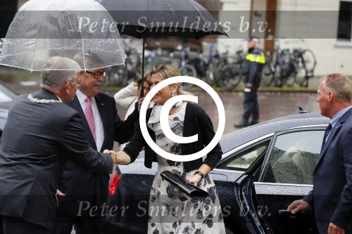 Utrecht 18 mei 2015
Koningin Maxima arriveert in haar audi A8 bij de prins Claus Leerstoel in Utrecht.