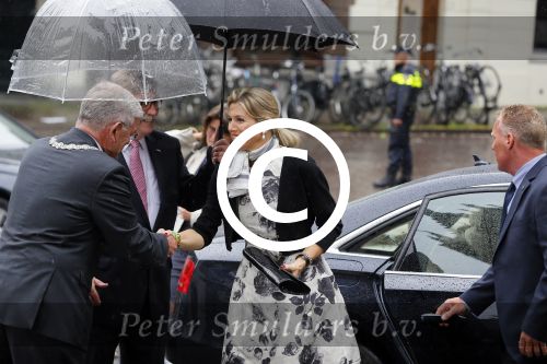 Utrecht 18 mei 2015
Koningin Maxima arriveert in haar audi A8 bij de prins Claus Leerstoel in Utrecht.