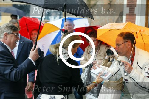 Utrecht 18 mei 2015
Koningin Maxima arriveert in haar audi A8 bij de prins Claus Leerstoel in Utrecht.
