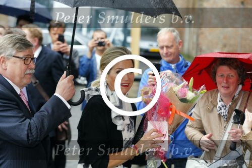 Utrecht 18 mei 2015
Koningin Maxima arriveert in haar audi A8 bij de prins Claus Leerstoel in Utrecht.