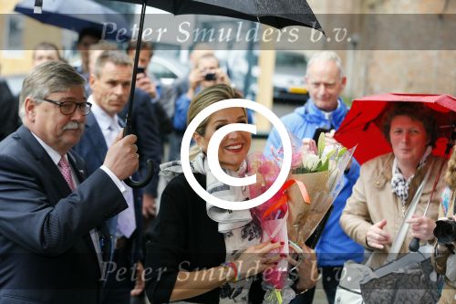 Utrecht 18 mei 2015
Koningin Maxima arriveert in haar audi A8 bij de prins Claus Leerstoel in Utrecht.