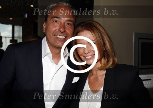 Amsterdam 8 juni 2015
Lunch georganiseerd door Betty de Groot in het Fletscher Hotel aan de A2. Leontine Borsato met Roel (JBL)