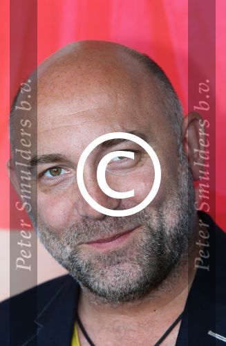 Amsterdam, 15 Mei 2015
Presentatie Cast nieuste speelfilm van Johan Nijenhuis, Rokjesdag
Loek Peters speelt de rol van BOR