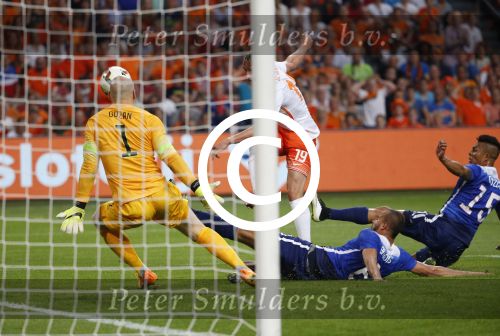 Amsterdam, 5 Juni 2015 
Vriendschappelijke interland Nederland-USA, Eindstand 3-4
Luuk de Jong
