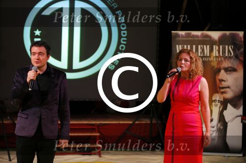 Amsterdam 21 mei 2015  
Presentatie nieuwe theaterstukken Janke Dekker Productions. (Janke Dekker en Michael v Praag)
Aanwezige castleden Erris v Ginkel Esther Lindenbergh Frans Mulder Johnny Kraaijkamp Kali v Starrenburg Suus Ruis Sandra Reemer Xander de Vledder Truus te Stelle Maaike Widdershoven en Mike Weerts