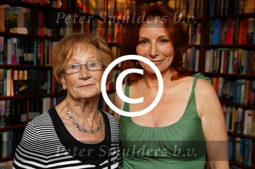 Amsterdam 12 mei 2015
Presentatie nieuwe boek Marian Mudder. Marian met moeder