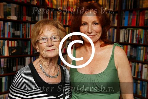Amsterdam 12 mei 2015
Presentatie nieuwe boek Marian Mudder. Marian met moeder