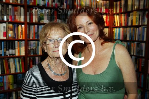 Amsterdam 12 mei 2015
Presentatie nieuwe boek Marian Mudder. Marian met moeder