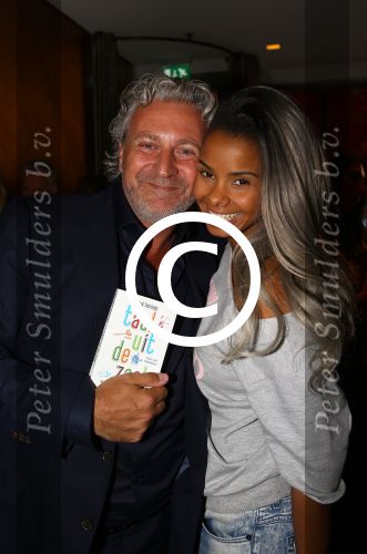Amsterdam, 4 Juni 2015
Boekuitreiking van Mark Teurlings