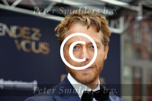 Amsterdam 1 juni 2015
Fajah Lourens met haar nieuwe vriend Gijs Scheringa.Premiere Rendez Vous in het nieuwe de la mar met oa Mark v Eeuwen Loes Haverkort Peter Paul Muller en Pierre Boulanger.