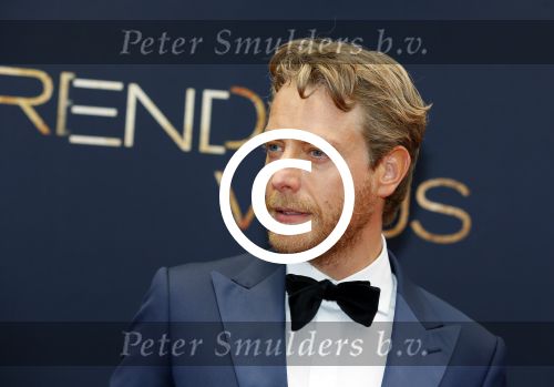 Amsterdam 1 juni 2015
Fajah Lourens met haar nieuwe vriend Gijs Scheringa.Premiere Rendez Vous in het nieuwe de la mar met oa Mark v Eeuwen Loes Haverkort Peter Paul Muller en Pierre Boulanger.