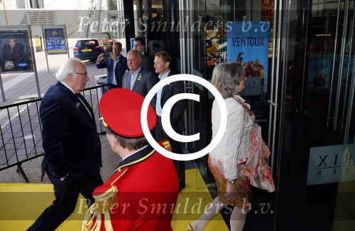 Utrecht 12 mei 2015
Premiere Ventoux in het Beatrix theater.
Mart Smeets met ..