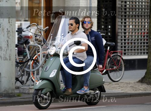 Amsterdam 7 juni 2015 
Marvin Breukhoven met vriend op vespa scooter