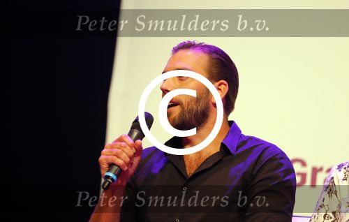 Amsterdam 11 mei 2015     
Presentaie castleden van de nieuwe stukken van Dommelgraaf en Cornelisse productions in de Meervaart. Matteo v d Grijn