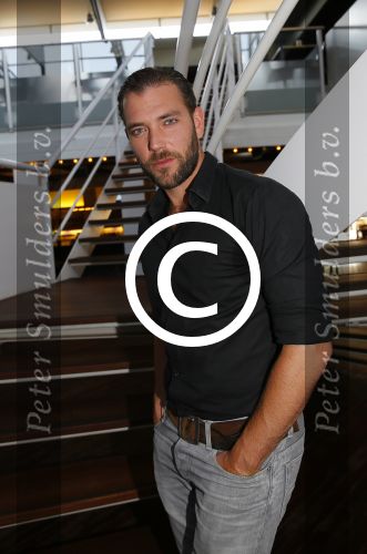 Amsterdam 11 mei 2015     
Presentaie castleden van de nieuwe stukken van Dommelgraaf en Cornelisse productions in de Meervaart.
Matteo v d Grijn