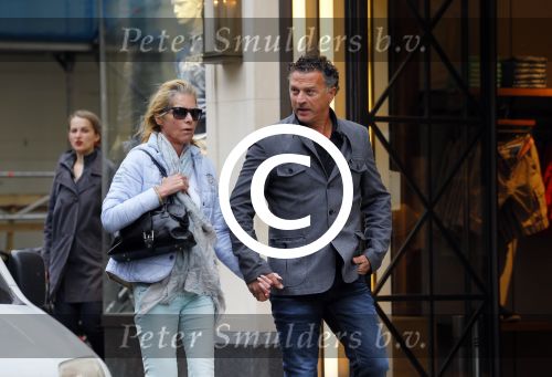 Amsterdam 2 juni 2015
Milika Peterzon en Jurgen Smit samen op de pc hooftstraat.