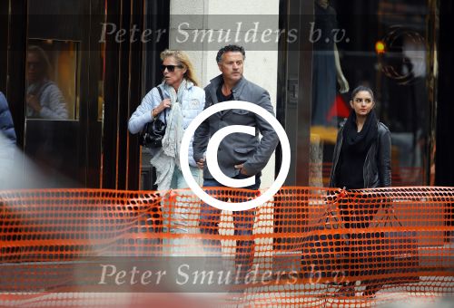 Amsterdam 2 juni 2015
Milika Peterzon en Jurgen Smit samen op de pc hooftstraat.