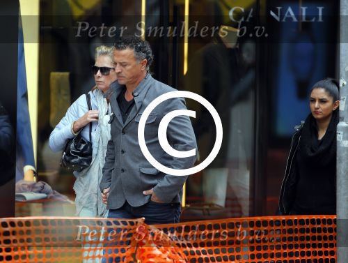 Amsterdam 2 juni 2015
Milika Peterzon en Jurgen Smit samen op de pc hooftstraat.
