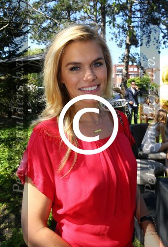 Amsterdam, 4 Juni 2015
Party van Talkies Magazine op het terras van het Hilton Hotel op de Apollolaan.
Nicolette v Dam