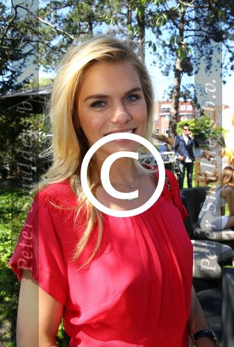 Amsterdam, 4 Juni 2015
Party van Talkies Magazine op het terras van het Hilton Hotel op de Apollolaan.
Nicolette v Dam