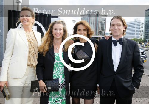 Amsterdam 30 mei 2015
Het 23e damdiner vindt weer plaats bij de HMH Heineken Music Hall.
Willemijn Verloop met man en Nicoline Wisse Smit
