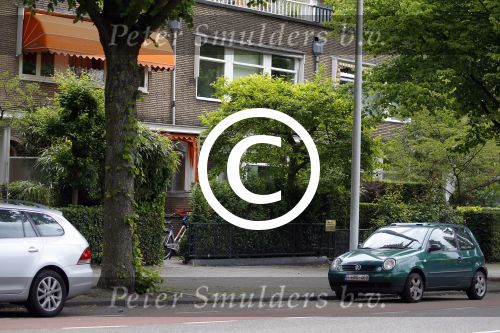 Amsterdam 9 juni 2015
De nieuwe vriendin van Martijn Krabbe Noi Pakon vertrekt bij zijn huis .