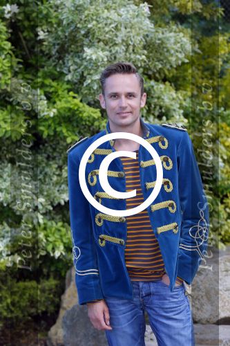Alphen aan de Rijn 7 mei 2015
Patrick Martens (Koen),Aad van Toor (Adriaan), Bas van Toor (Bassie) en Janouk Kelderman (Keet) tijdens de opnamedag van de nieuwe speelfilm Keet & Koen en de speurtocht naar Bassie & Adriaan .