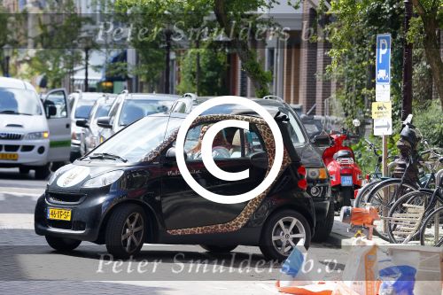 Amsterdam 7 mei 2015 
Patty Brard in haar smart de Patmobile