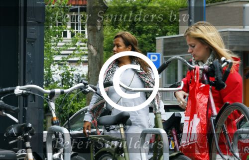 Amsterdam 29 mei 2015 
Patty Brard op straat in Amsterdam