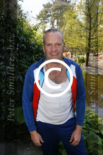 Alphen aan de Rijn 7 mei 2015
Patrick Martens (Koen),Aad van Toor (Adriaan), Bas van Toor (Bassie) en Janouk Kelderman (Keet) tijdens de opnamedag van de nieuwe speelfilm Keet & Koen en de speurtocht naar Bassie & Adriaan . Peter Sterk