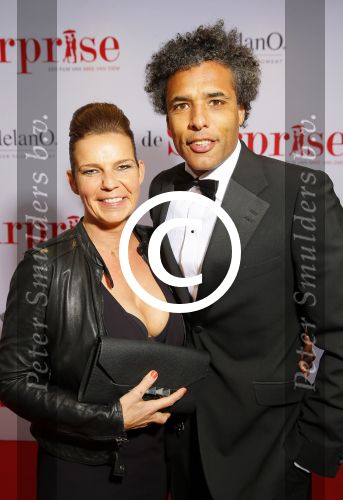 Amsterdam 18 mei 2015
Premiere de surprise van Mike v Diem met in de hoofdrollen Georgina Verbaan en Jeroen v Koningsbrugge. De premiere was in Tuschinski. Pierre v Hooijdonk met vrouw