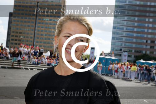Amsterdam 30 mei 2015
Het 23e damdiner vindt weer plaats bij de HMH Heineken Music Hall.
Prinses Mabel kwam samenmet Viktor en Rolf.