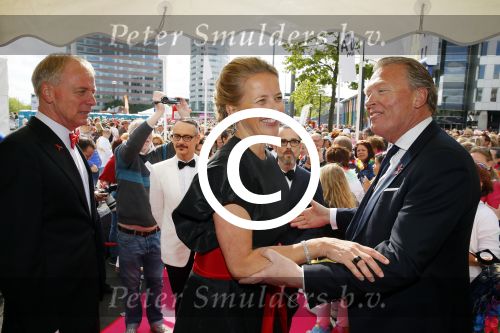 Amsterdam 30 mei 2015
Het 23e damdiner vindt weer plaats bij de HMH Heineken Music Hall.
Prinses Mabel kwam samenmet Viktor en Rolf. Trouwring Mabel